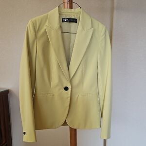 Zara, Women's Yellow Blazer, Size 2